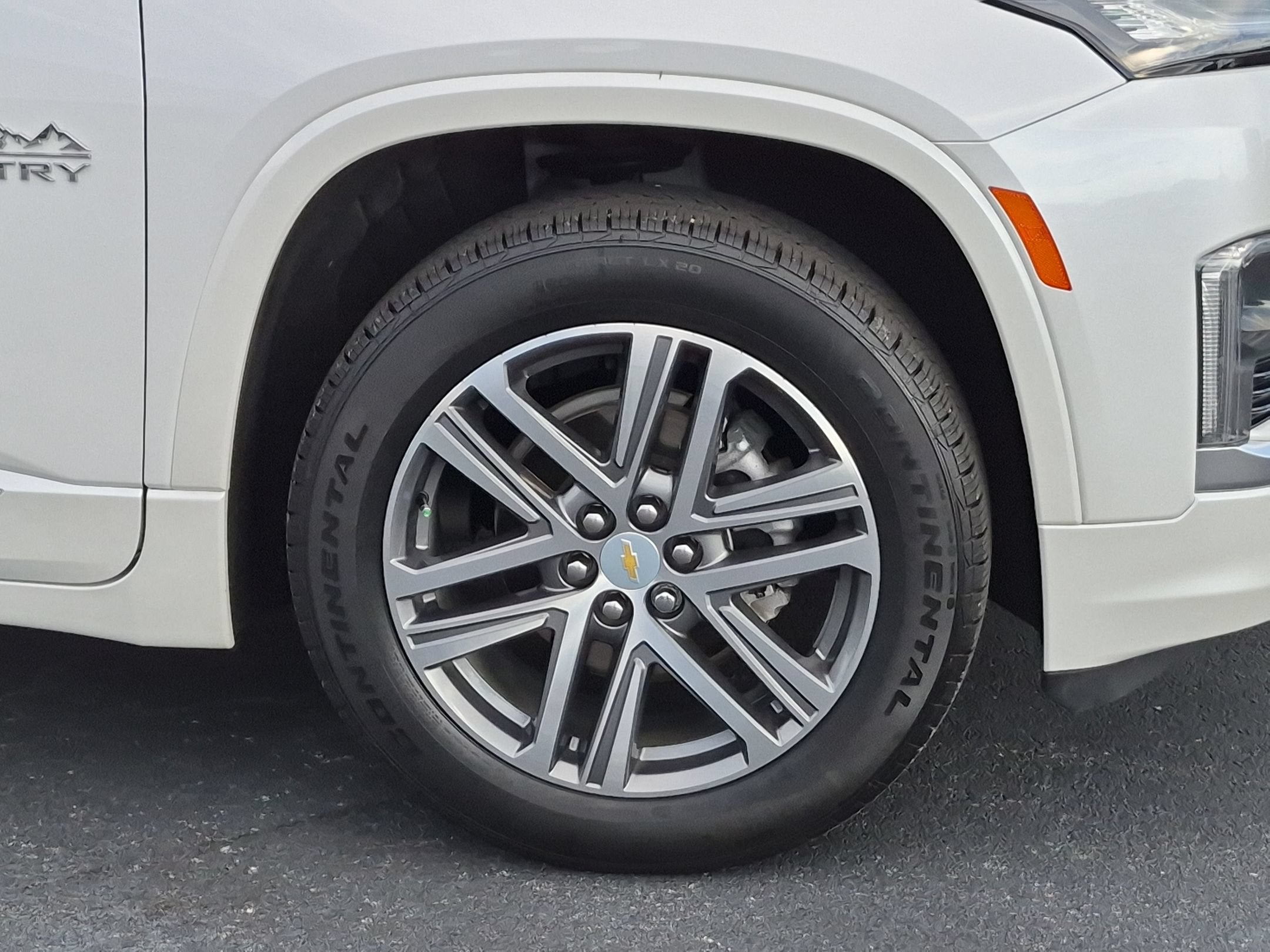 2023 Chevrolet Traverse High Country