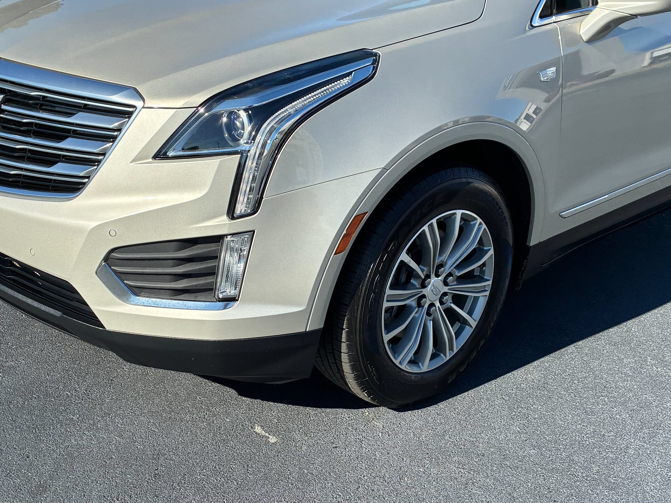 2017 Cadillac XT5 Luxury FWD