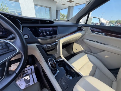 2017 Cadillac XT5 Luxury FWD