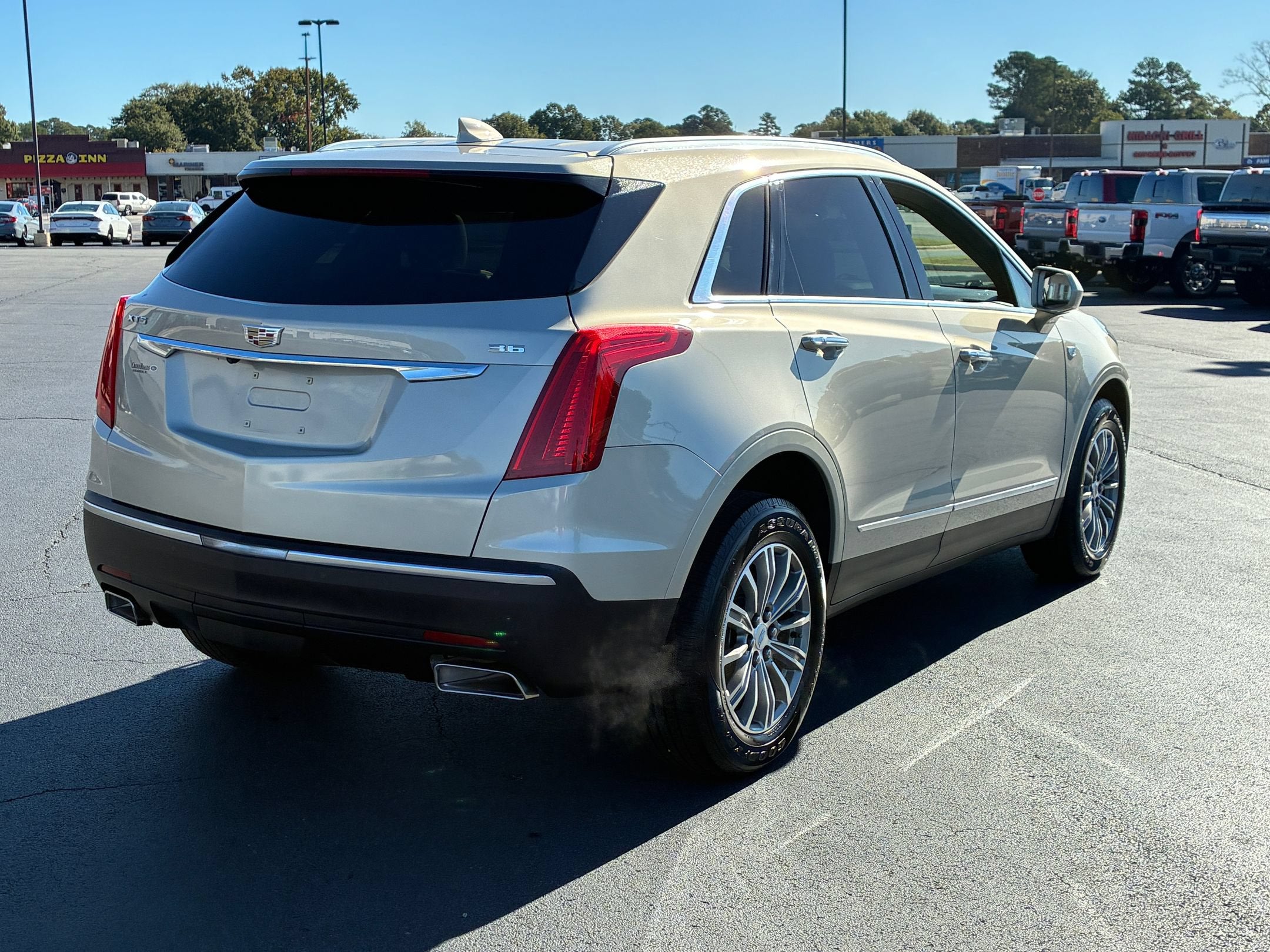 2017 Cadillac XT5 Luxury FWD