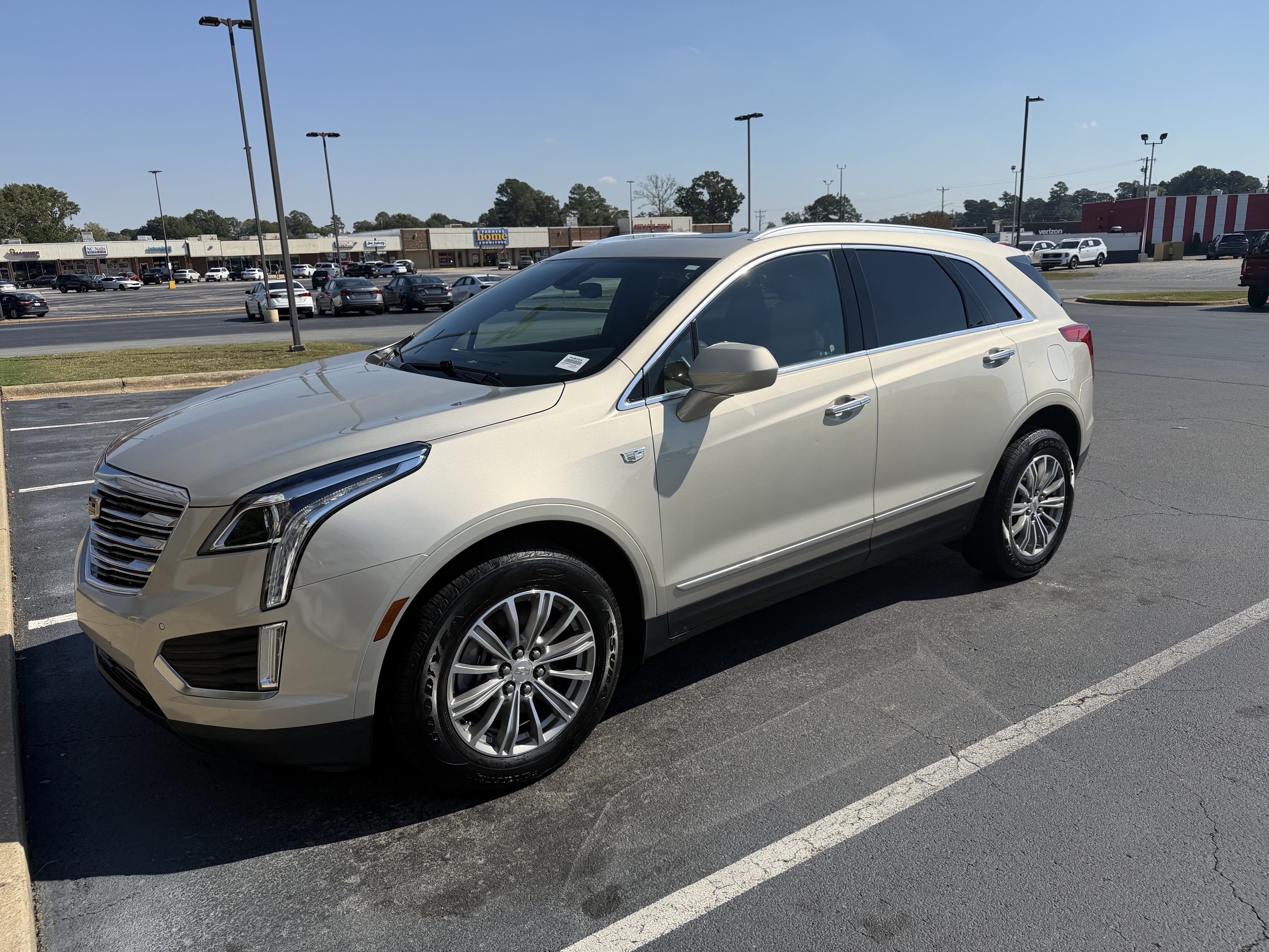 2017 Cadillac XT5 Luxury FWD
