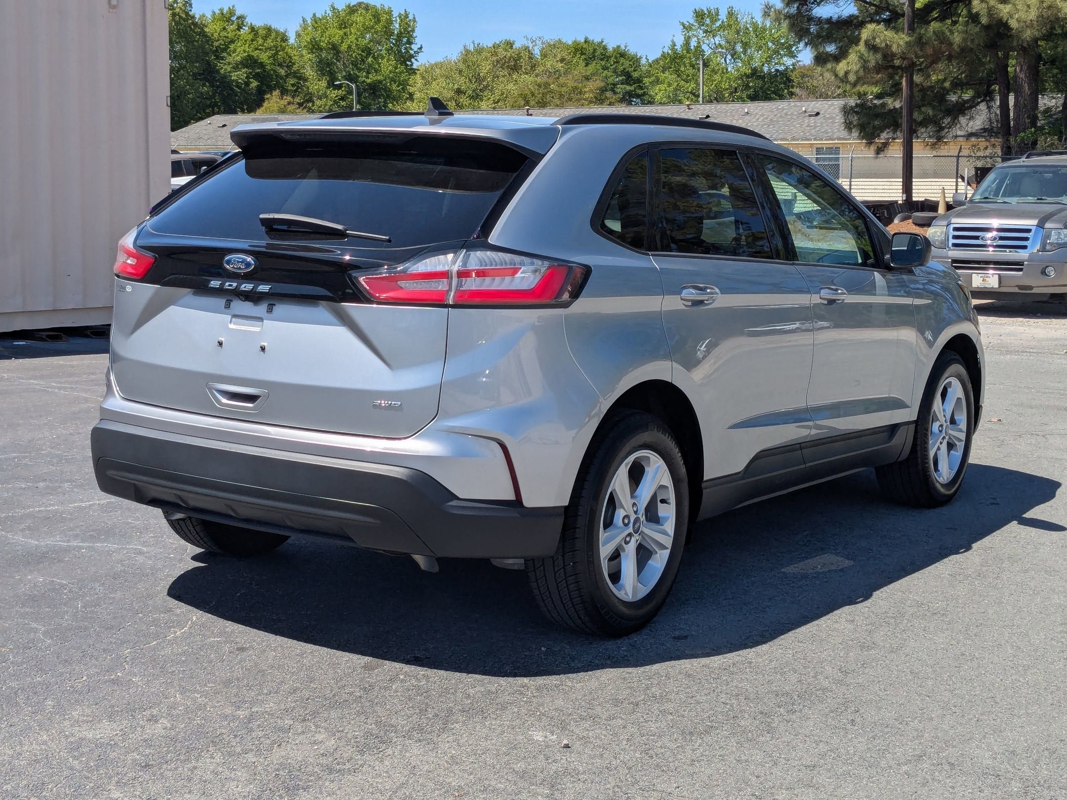 2022 Ford Edge SE