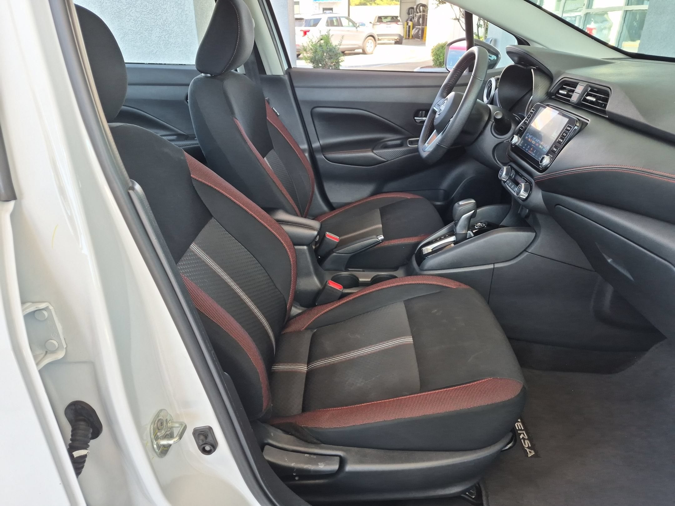 2024 Nissan Versa SR