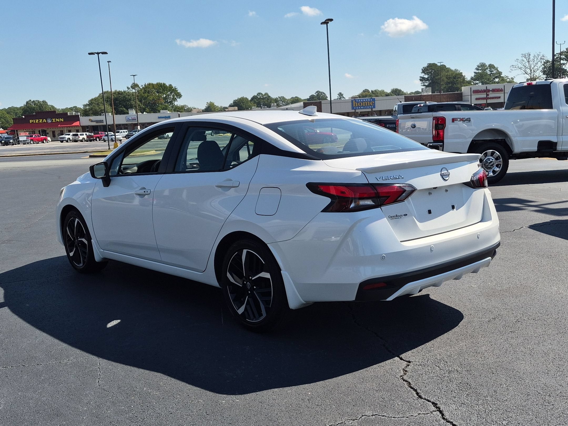2024 Nissan Versa SR