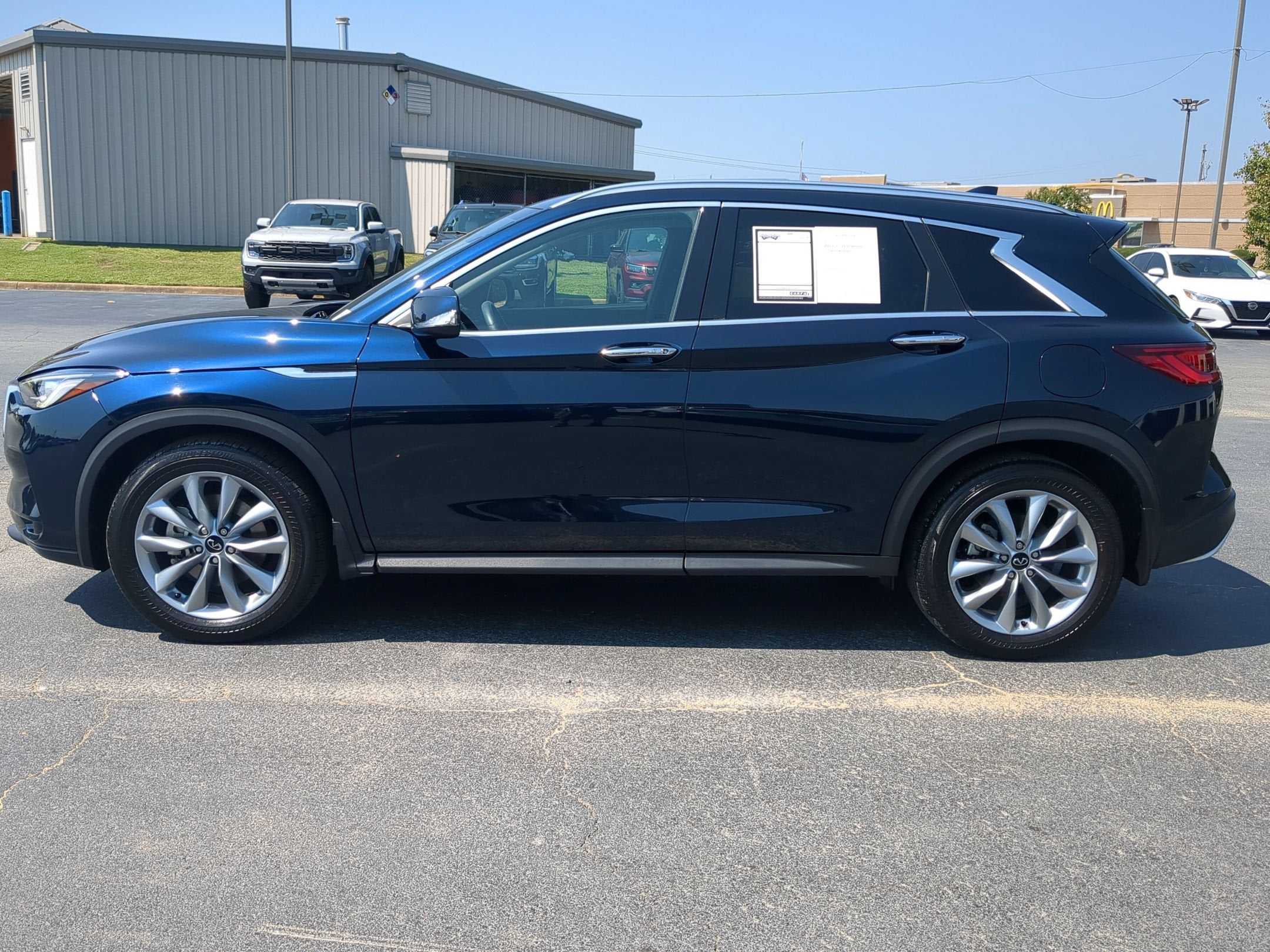 2022 INFINITI QX50 LUXE