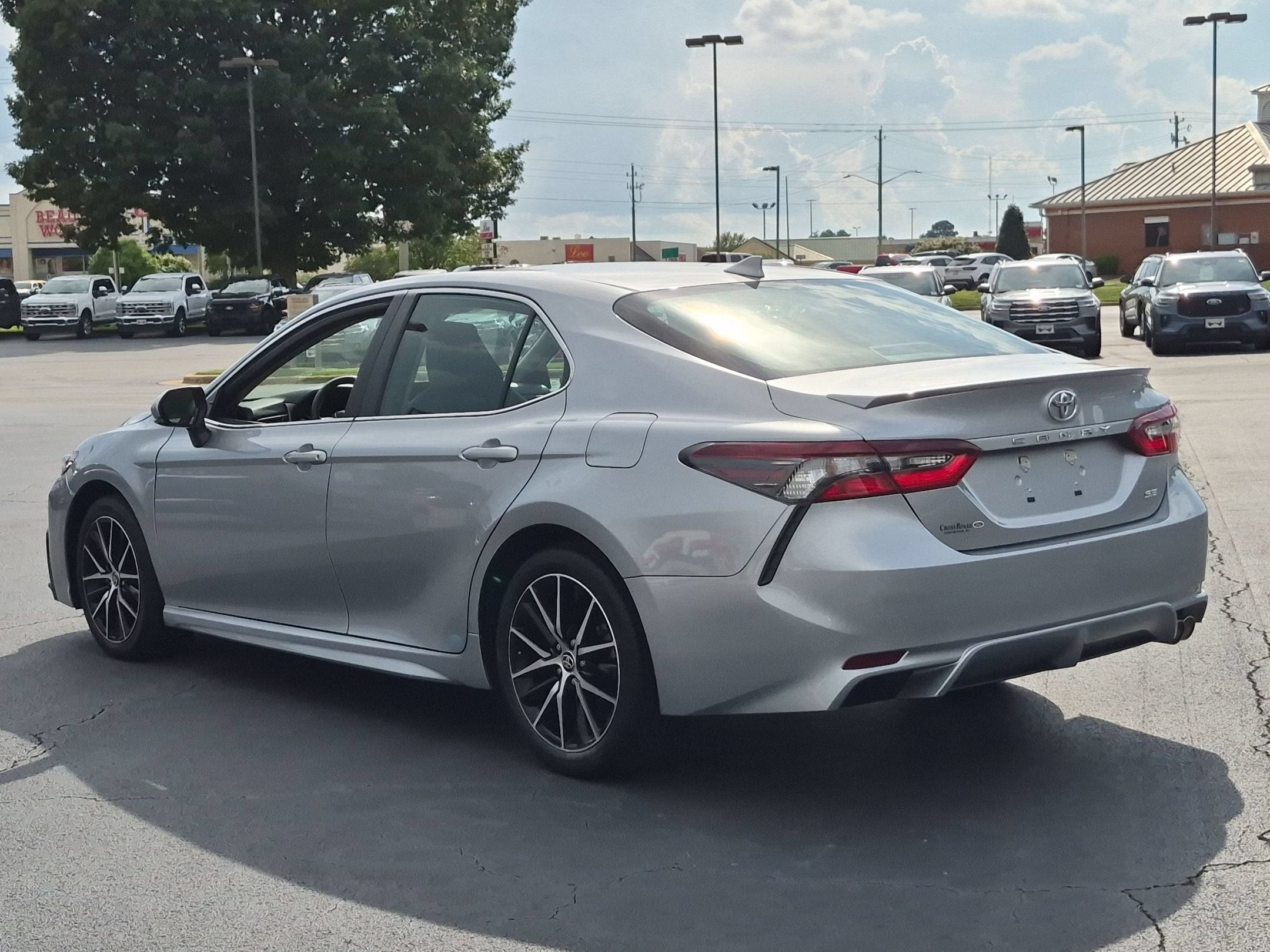 2024 Toyota Camry SE