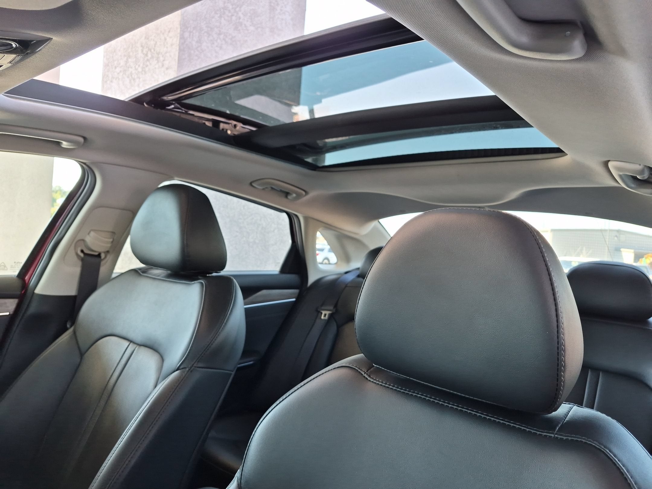 2022 Kia K5 EX