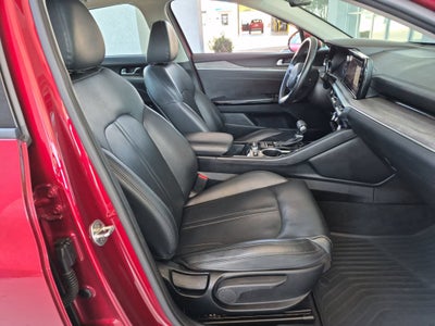 2022 Kia K5 EX