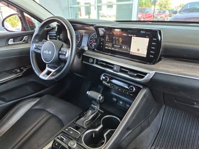 2022 Kia K5 EX