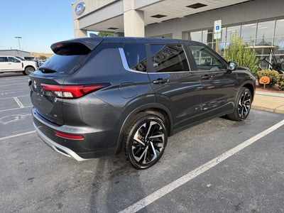 2024 Mitsubishi Outlander SE Black Edition