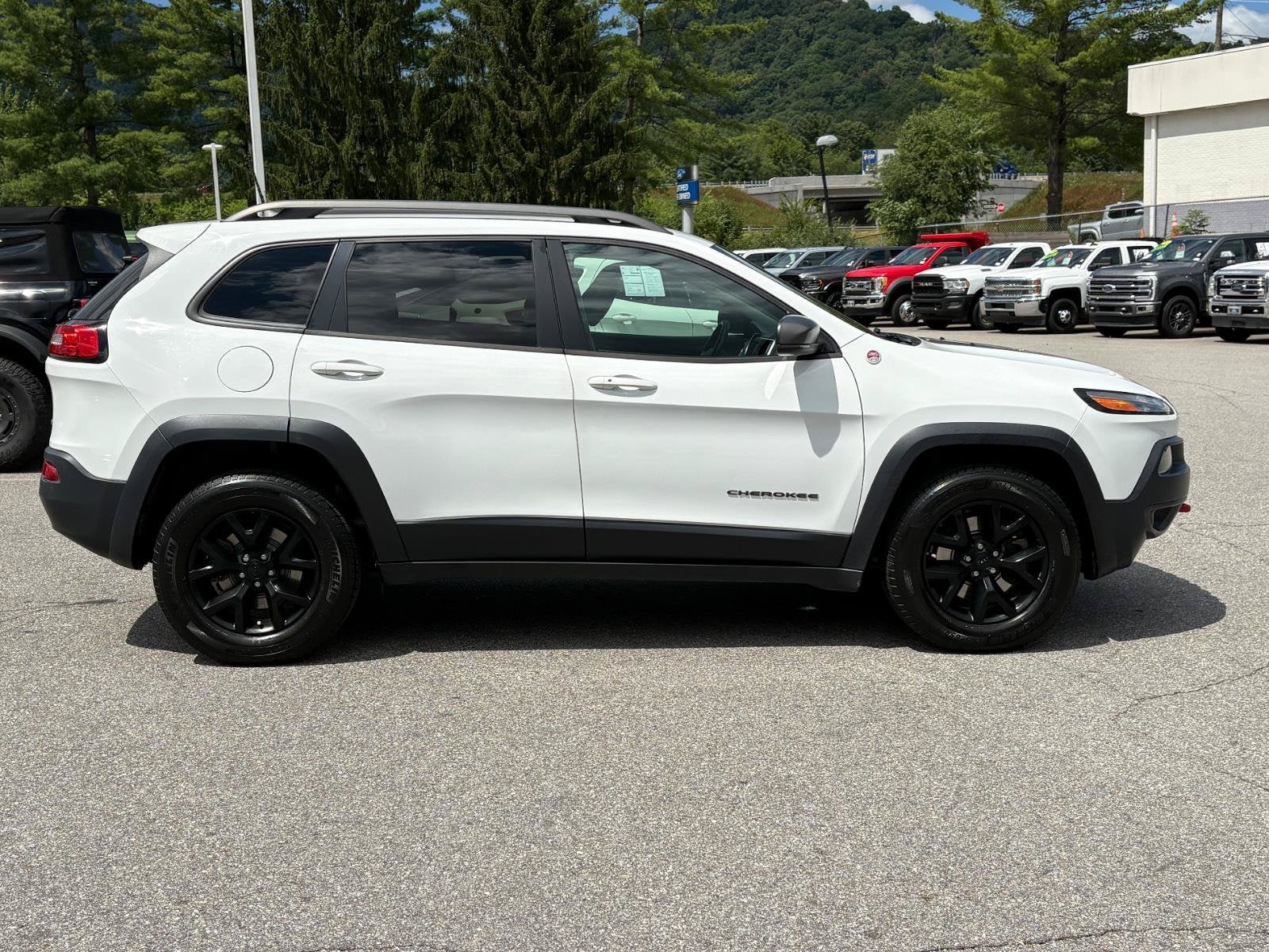 2018 Jeep Cherokee Trailhawk