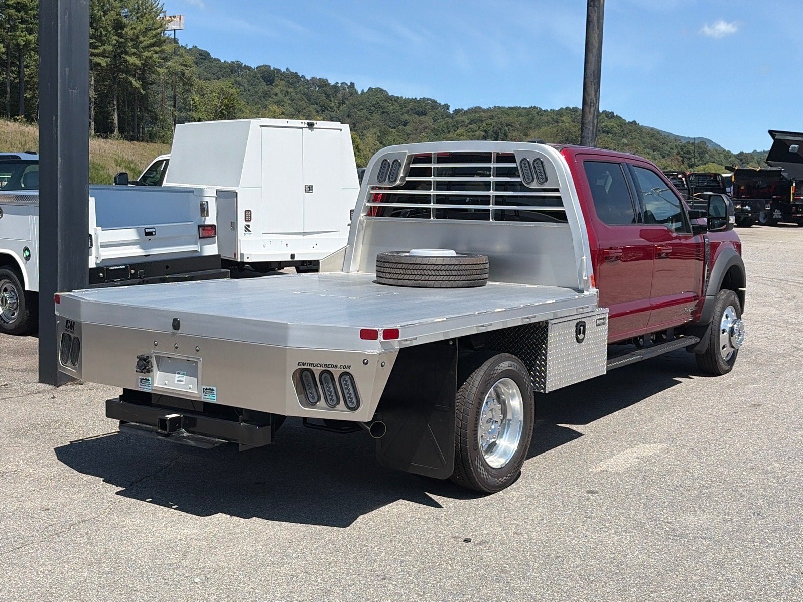 2026 Ford Super Duty F-450 DRW LARIAT