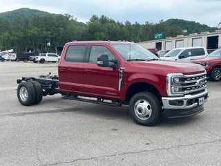 2026 Ford Super Duty F-350 DRW LARIAT