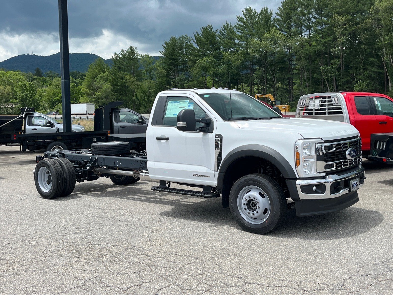 2026 Ford Super Duty F-550 DRW XL DRW
