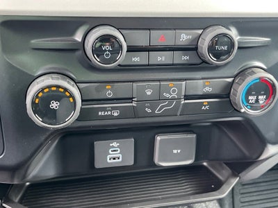 2025 Ford Super Duty F-600 DRW XLT