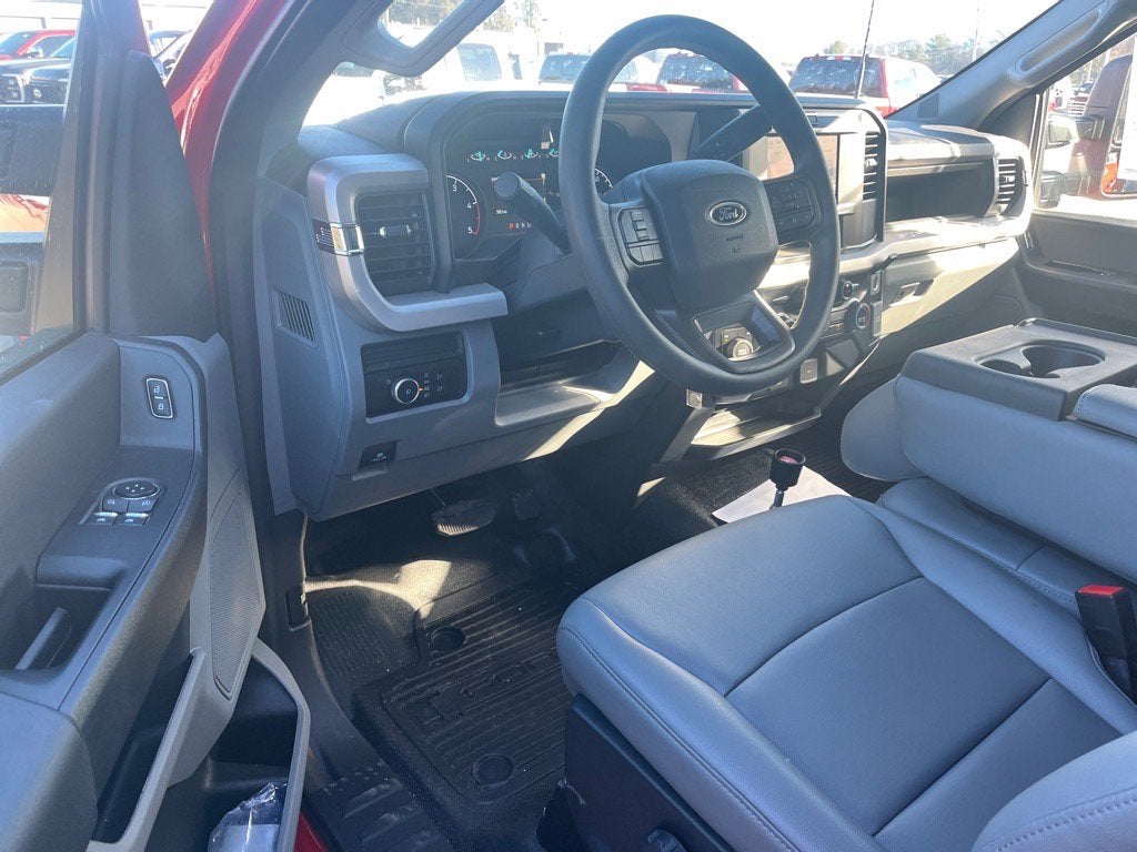 2026 Ford Super Duty F-600 DRW XL