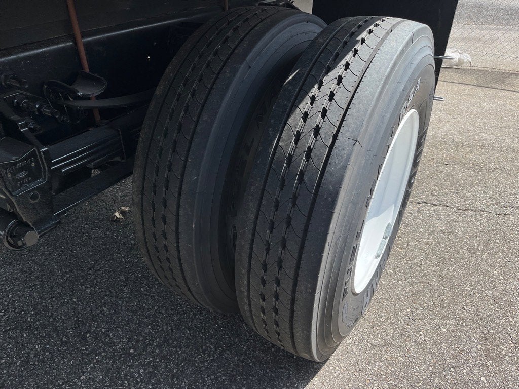 2025 Ford F-650SD Base