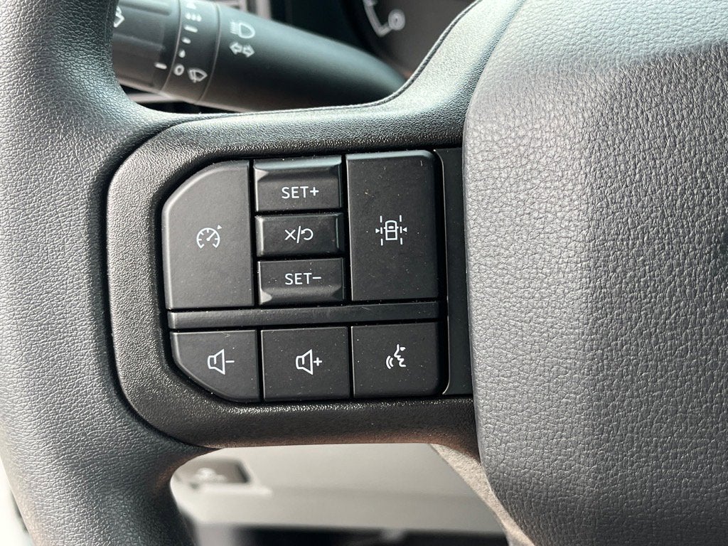 2025 Ford Super Duty F-350 DRW XL DRW