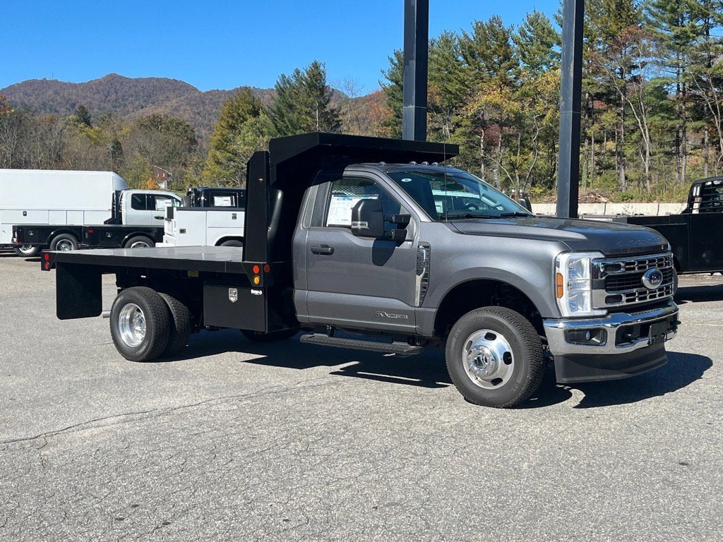 2025 Ford Super Duty F-350 DRW XL