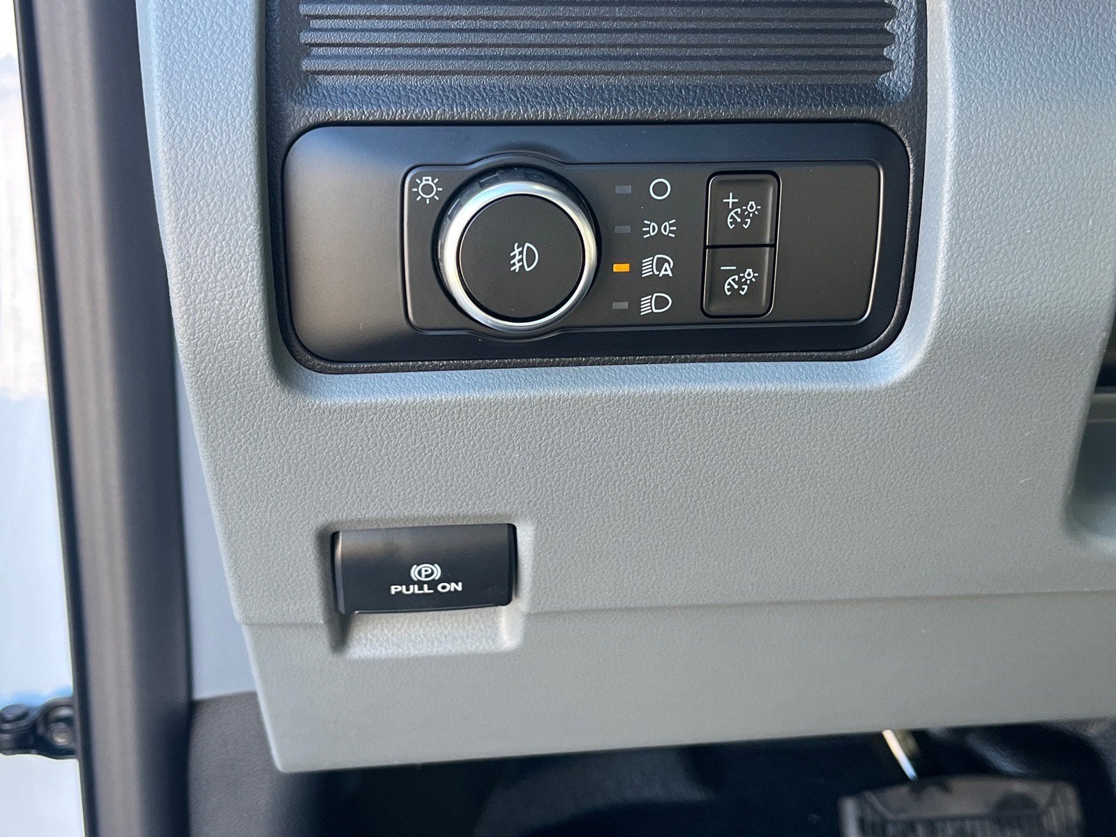 2026 Ford Super Duty F-550 DRW XL DRW