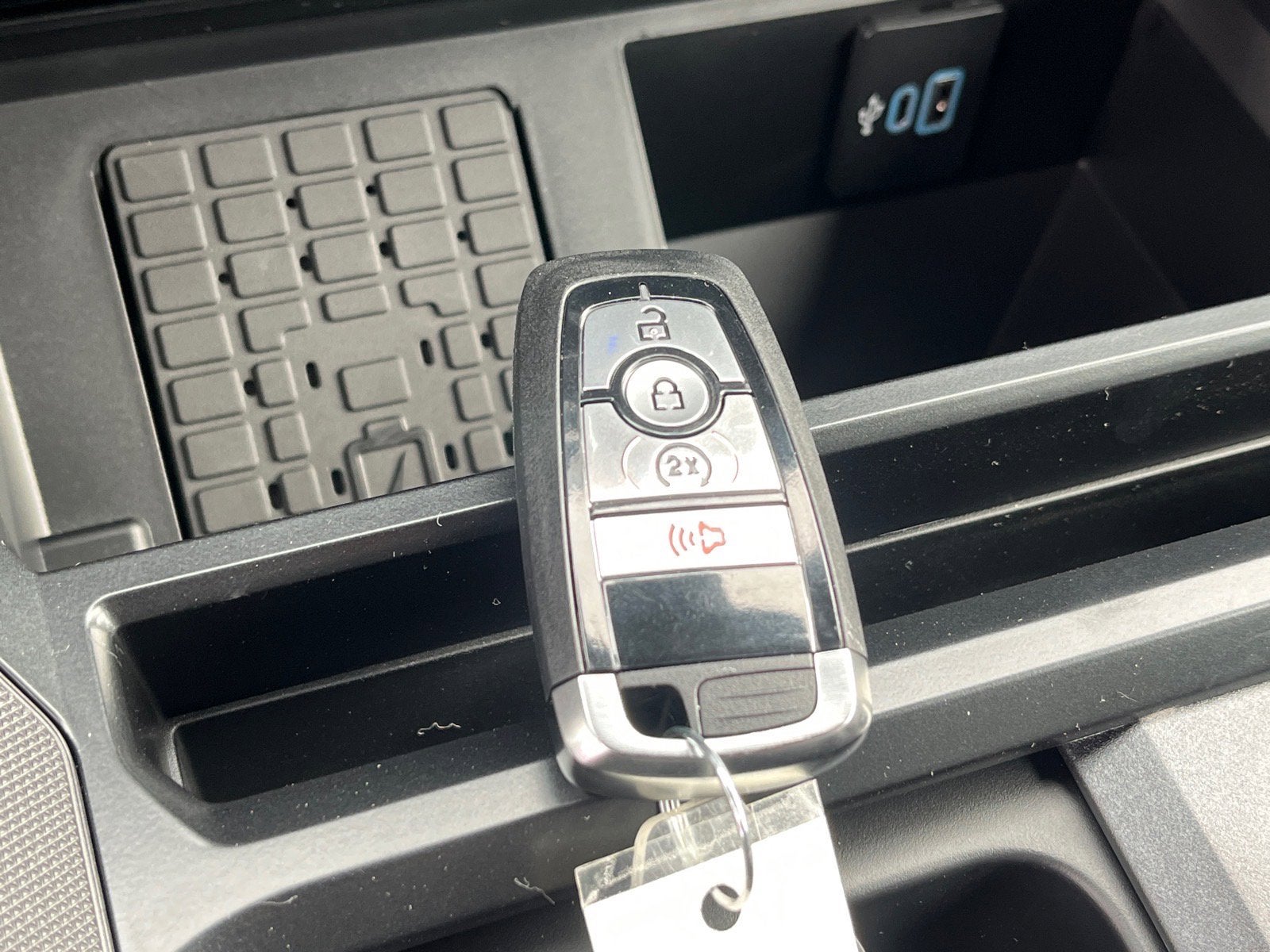 2026 Ford Super Duty F-550 DRW Lariat DRW