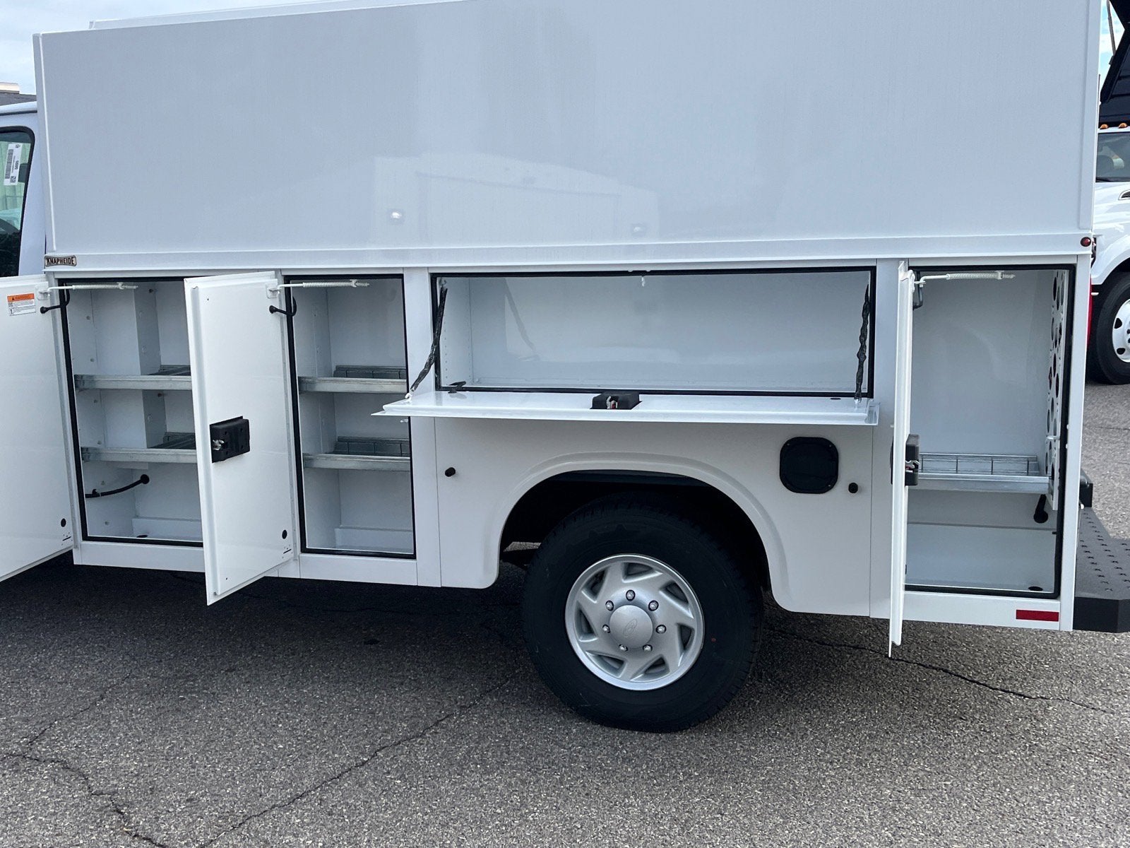 2026 Ford E-Series Cutaway Base Cutaway