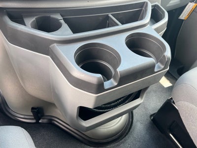 2025 Ford E-Series Cutaway E-350 SRW