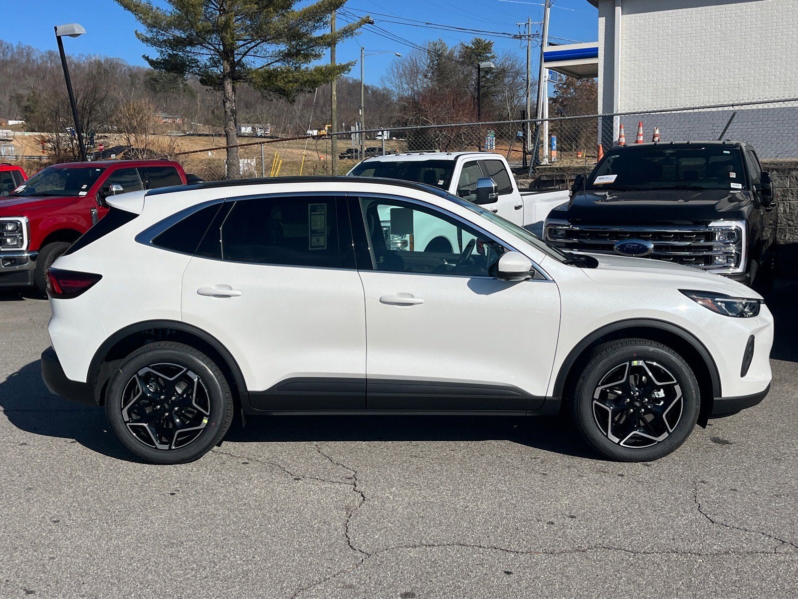 2026 Ford Escape Platinum