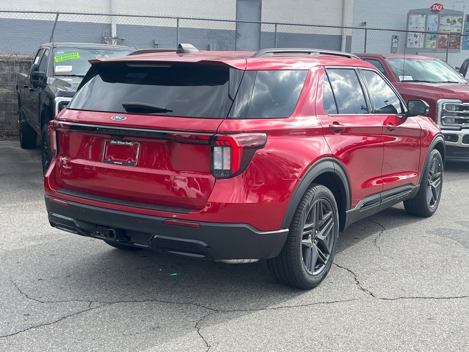 2026 Ford Explorer ST-Line