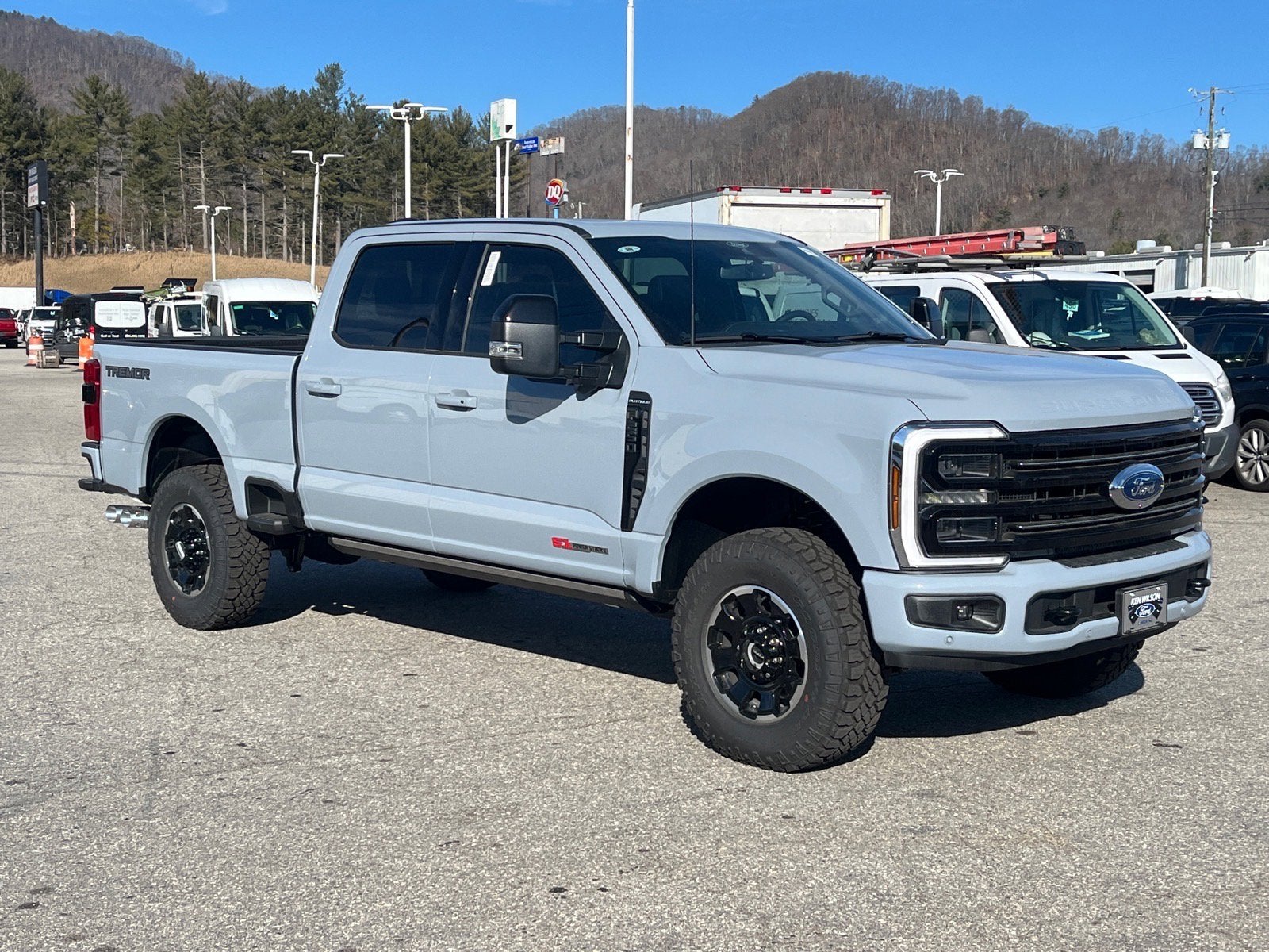 2026 Ford Super Duty F-250 SRW Platinum
