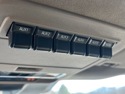 2026 Ford Super Duty F-350 SRW Platinum