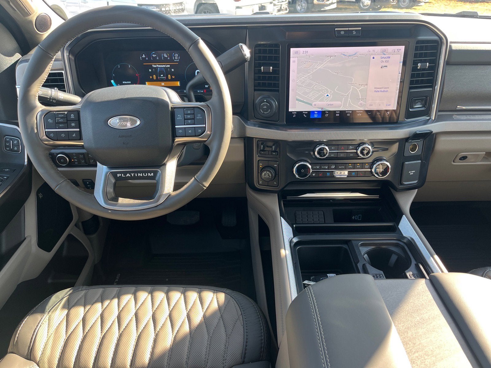 2026 Ford Super Duty F-350 SRW Platinum