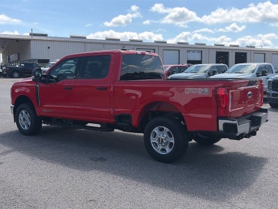 2026 Ford Super Duty F-350 SRW XLT