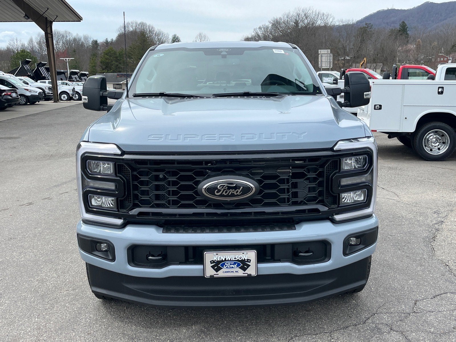 2026 Ford Super Duty F-350 SRW LARIAT