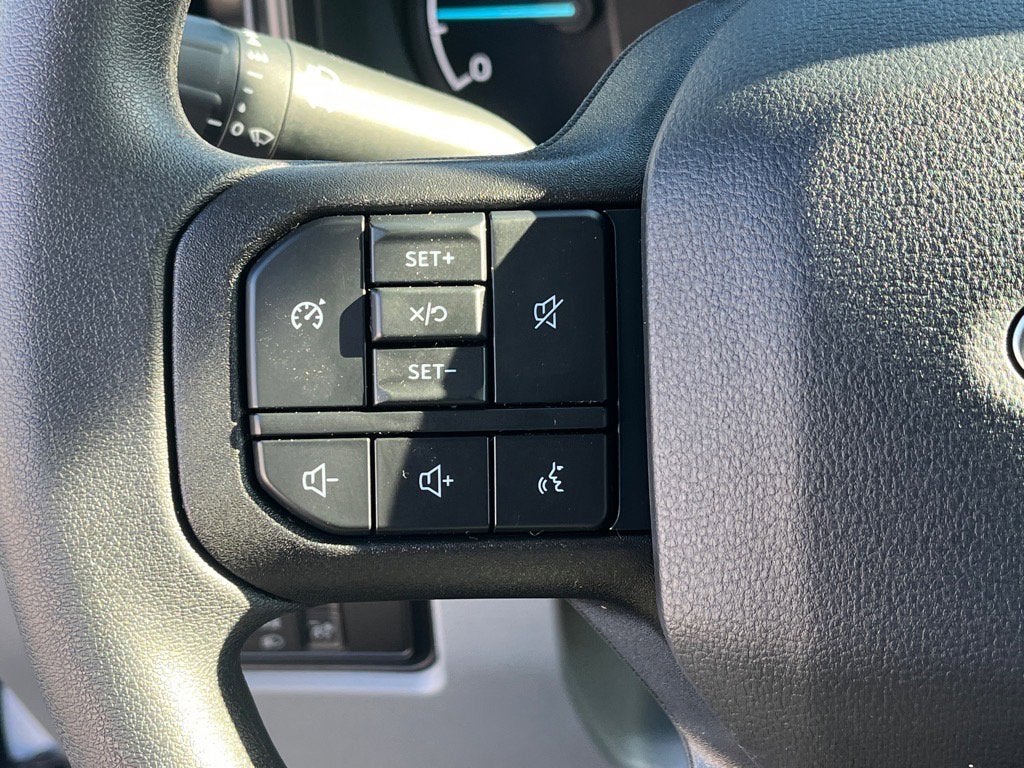 2025 Ford Super Duty F-350 SRW XL