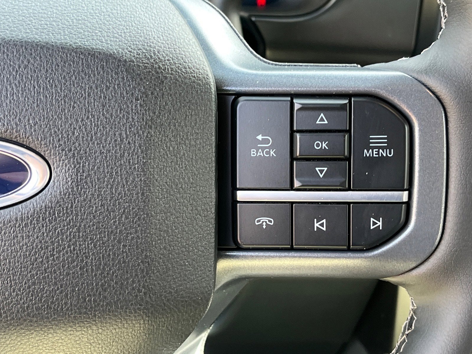 2026 Ford Super Duty F-450 DRW Lariat DRW