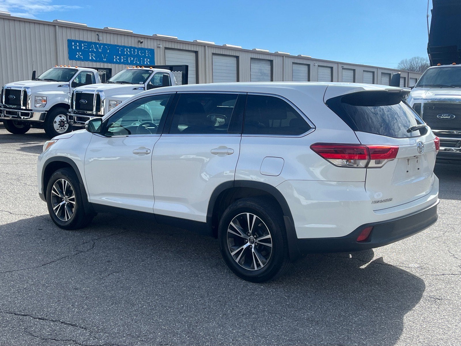 2019 Toyota Highlander LE Plus